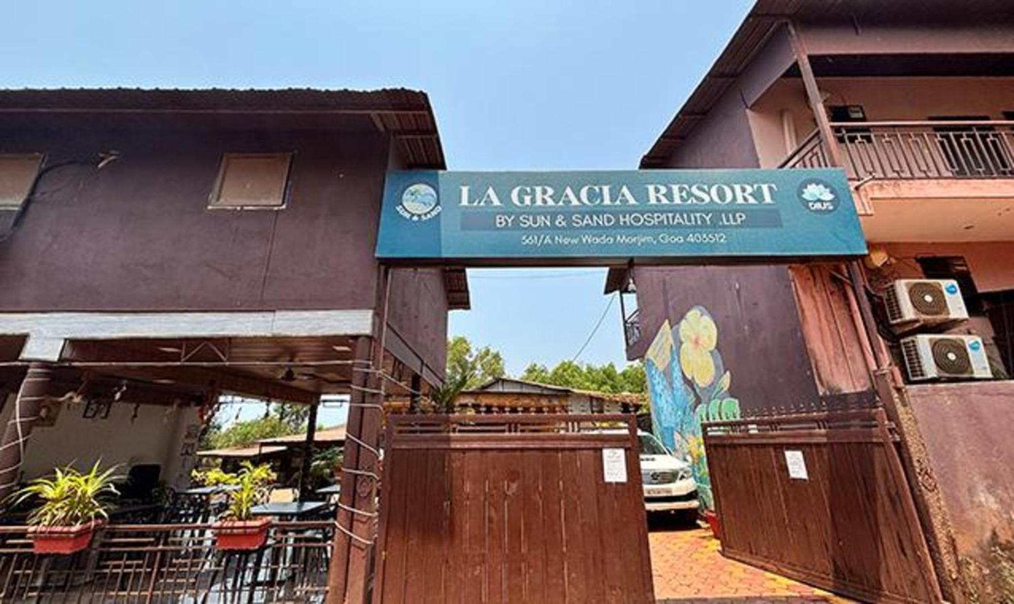 Fabhotel La Gracia Resort Morjim Exterior foto